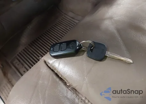 2003 Toyota Tundra Ltd V8 из США, поврежденный, VIN 5TBBT48183S439364